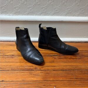 Nisolo black leather ankle boots size 8.5